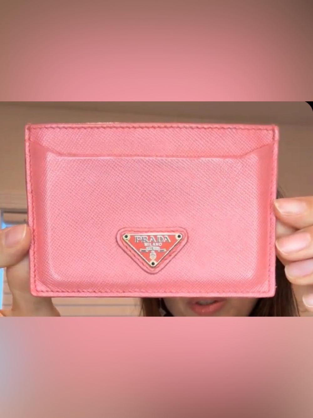 Prada Pink Saffiano Leather cardholder with iconic Triangle Logo - Picture 9 of 10